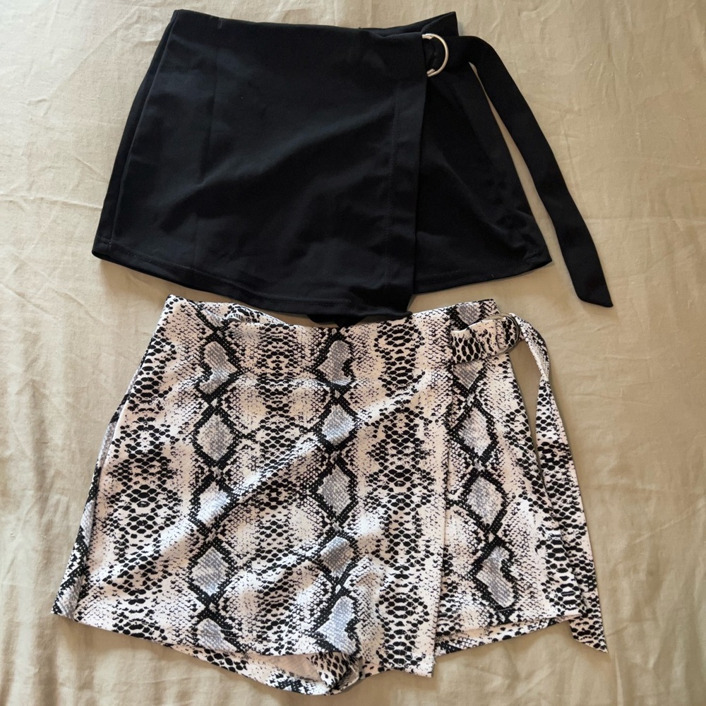 SET OF 2 SKORTS